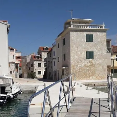 Pink Siris, Terrace, Parking, 80 Meters From The