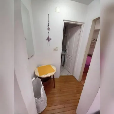 Pink Siris, Terrace, Parking, 80 Meters From The Apartment *