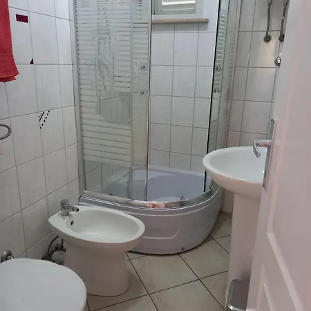 Pink Siris, Terrace, Parking, 80 Meters From The Apartment *