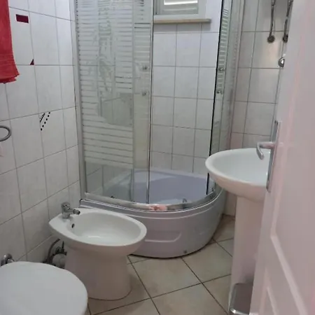 Pink Siris, Terrace, Parking, 80 Meters From The Pirovac