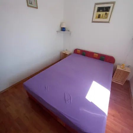Apartment Pink Siris, Terrace, Parking, 80 Meters From The *