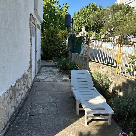 Pink Siris, Terrace, Parking, 80 Meters From The *